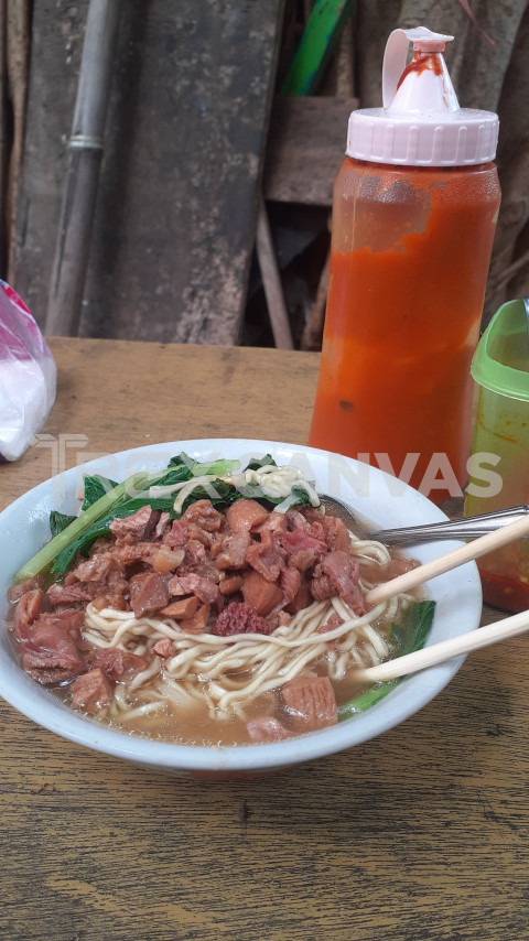 Spesial Noddles from Indonesia "Mie ayam"