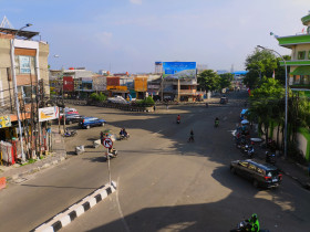 Tangerang station intersection